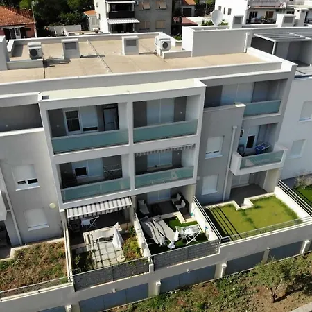 Citta Vecchia Modern And Cosy With Magnificent Harbour View アパート *