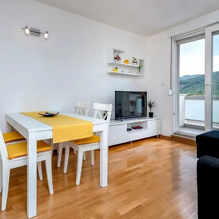Citta Vecchia Modern And Cosy With Magnificent Harbour View