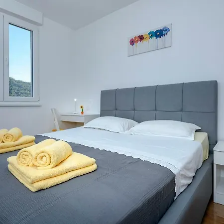 Citta Vecchia Modern And Cosy With Magnificent Harbour View
